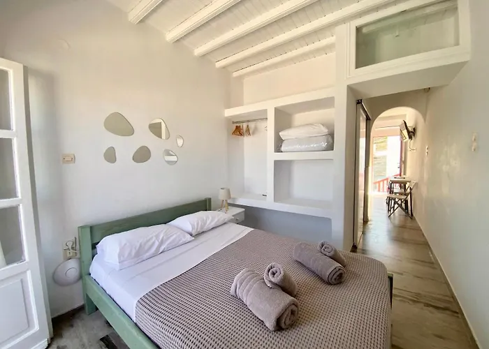 Elenitas Town House With Balcony And Sea View 公寓 *