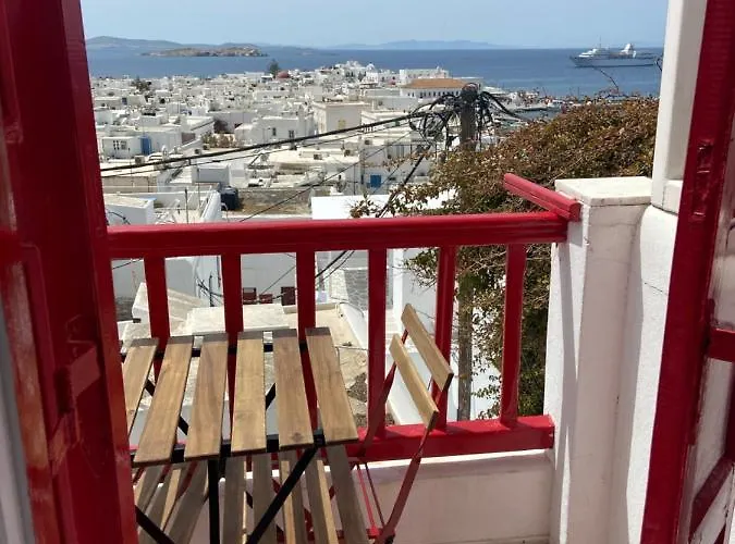 Elenitas Town House With Balcony And Sea View Apartman