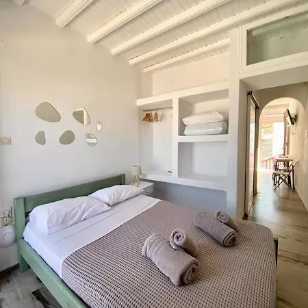 Elenitas Town House With Balcony And Sea View Appartement *